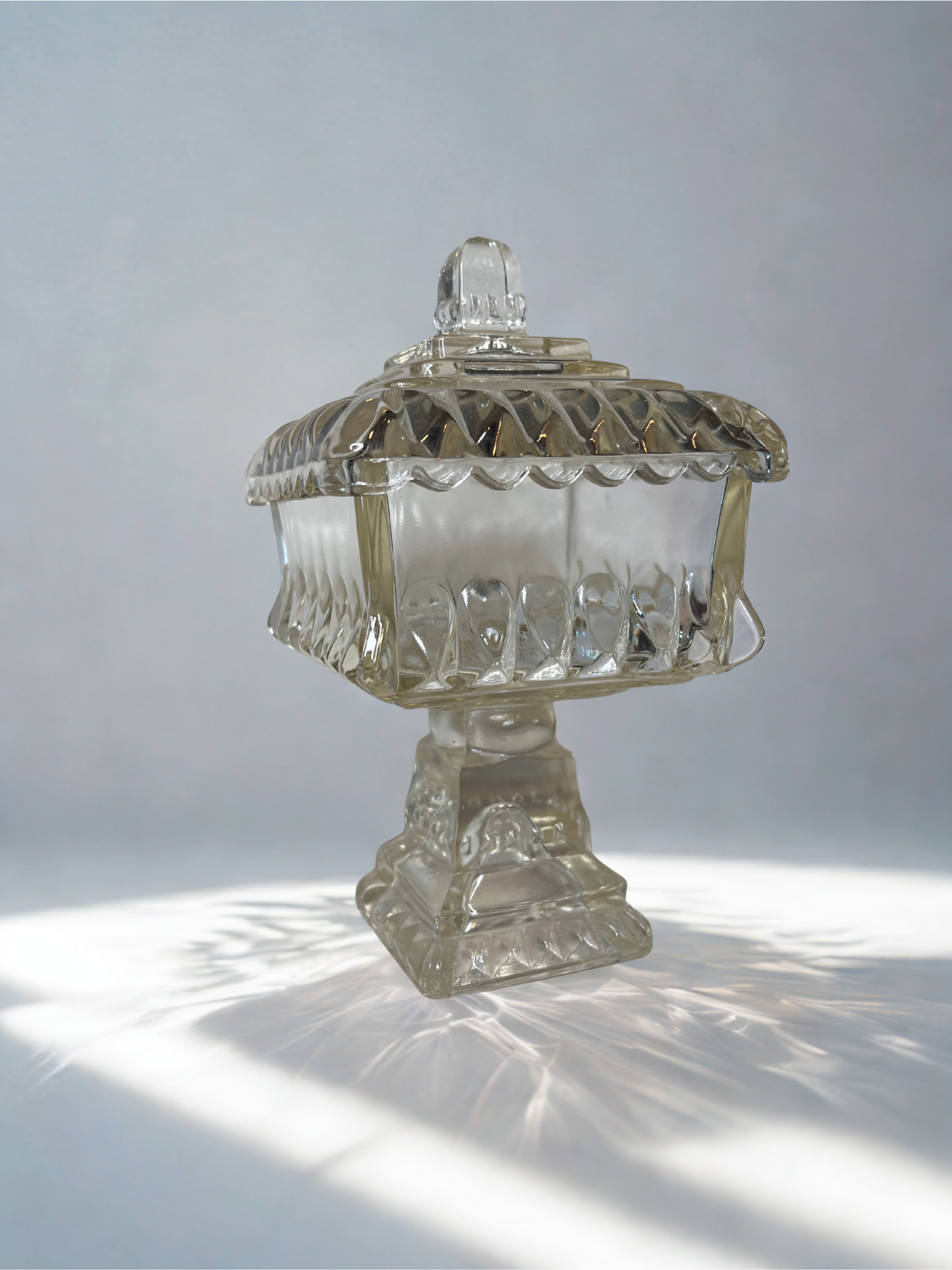 Vintage Jeanette Glass Pedestal Candy Dish