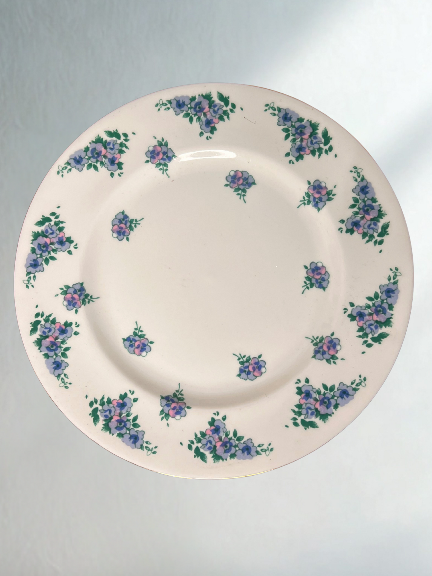 Vintage Plate with Purple Floral Garland – 8"