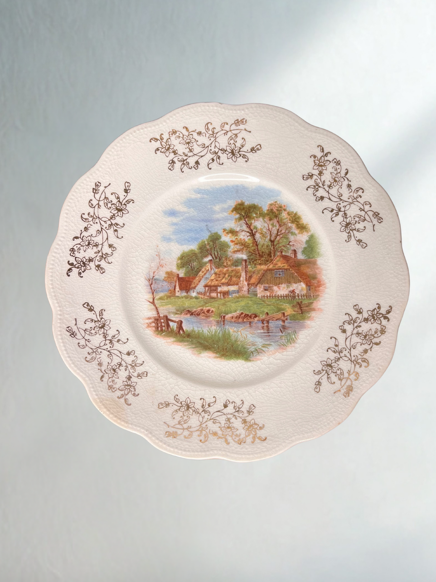 Vintage Scenic Plate with Countryside Cottage – 8"