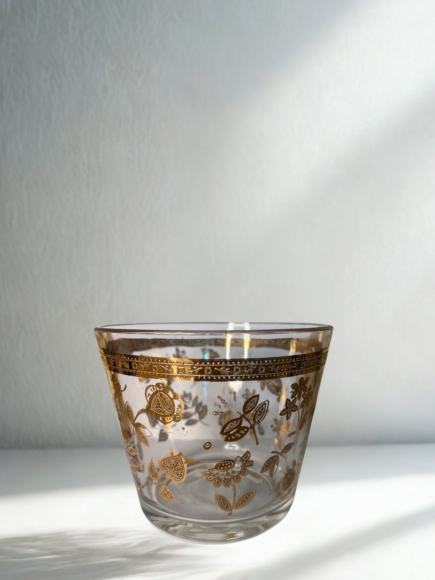 Vintage Gold Floral Glass – Venetian Style