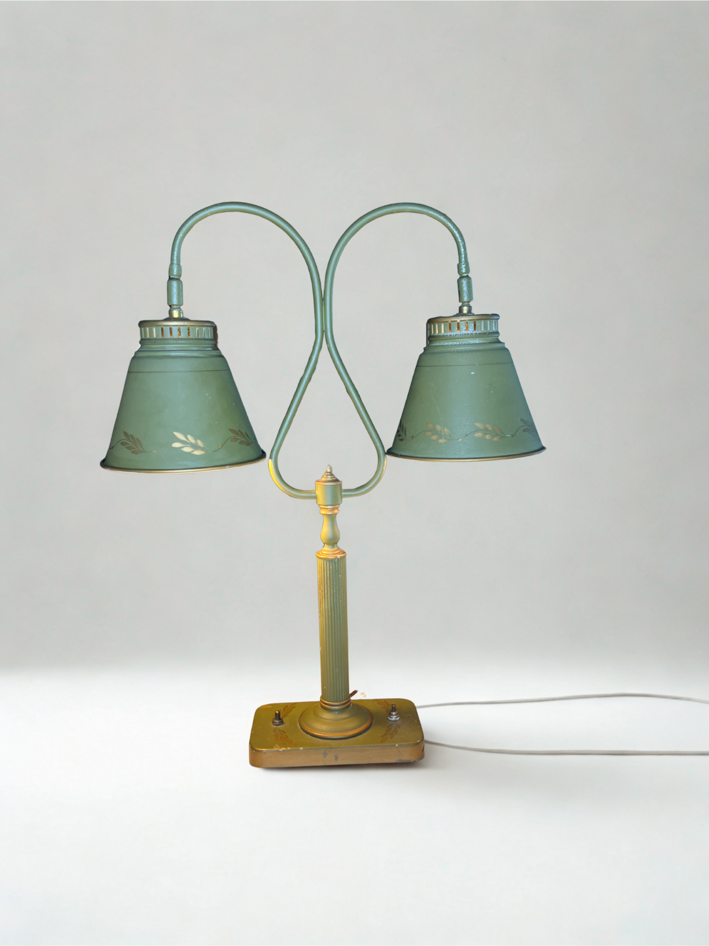 Vintage Double Shade Tole Table Lamp – 27.5" tall