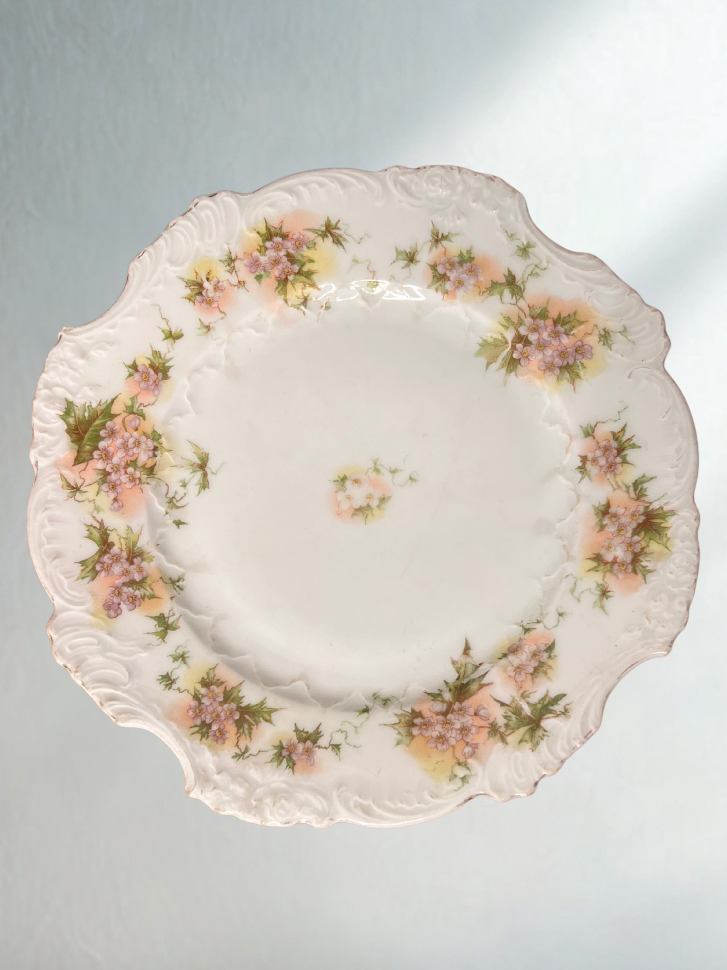 Vintage Scalloped Plate with Pink Blossom Garland – 8"