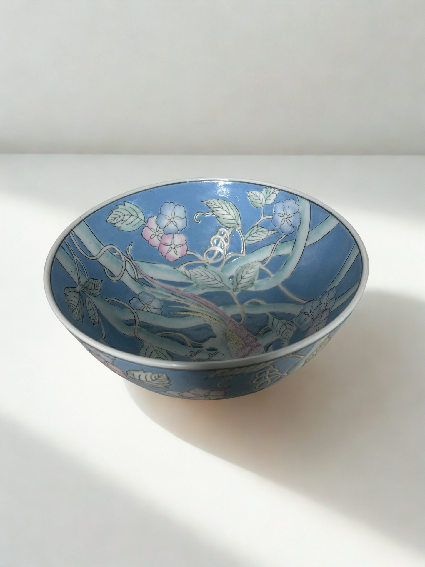 Vintage Japanese Porcelain Bowl – Hand-Painted Bird & Floral Motif