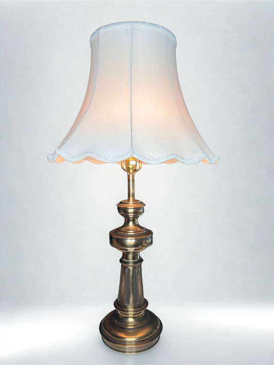Vintage Brass Table Lamp with White Scalloped Shade – 29.5" tall