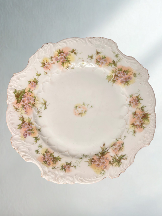 Vintage Scalloped Plate with Pink Blossom Garland – 8"