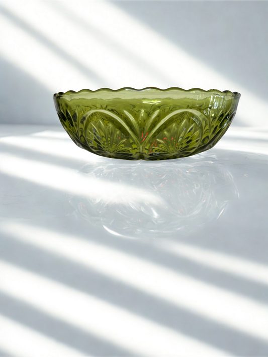 Vintage Mid-Century Avocado Green Glass Bowl – 1960s Pressed Glass