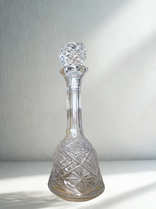 Vintage Cut Glass Decanter with Faceted Stopper – Starburst Design
